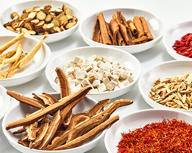 以中國傳統(tǒng)本草為基礎(chǔ)，開啟食品創(chuàng)新定制新時(shí)代